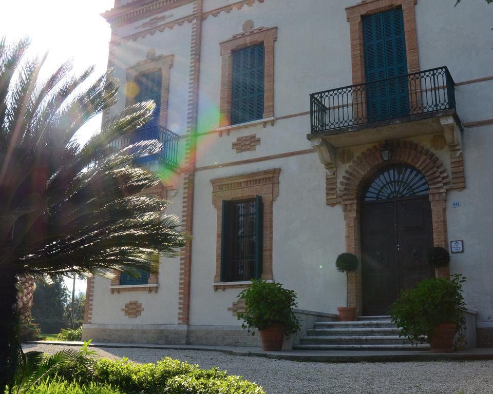 Villa Montanari Rosati Порто-Сан-Джорджо Екстер'єр фото